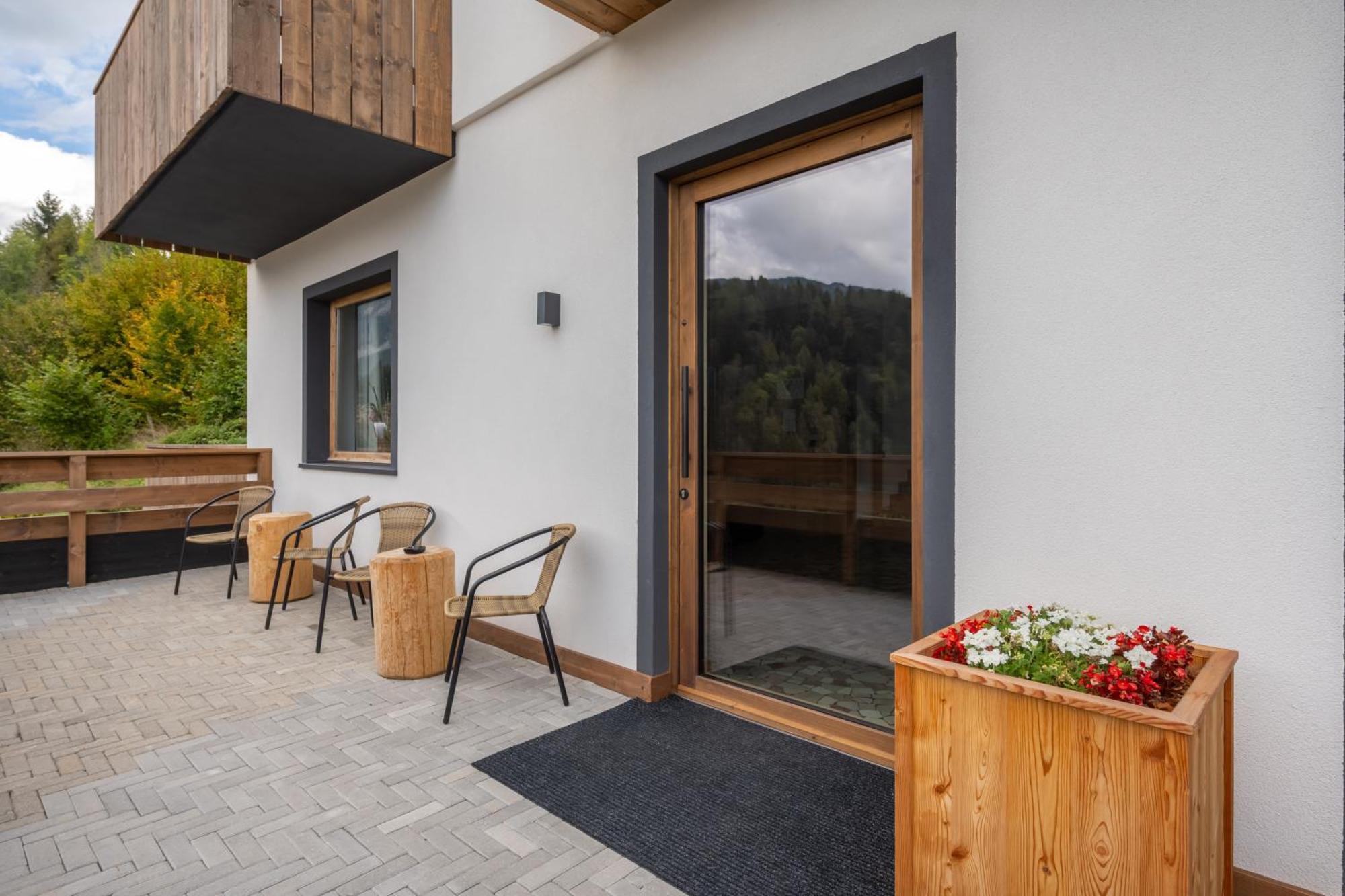 Ama Dolomiti Aparthotel Vigo di Cadore Exteriör bild