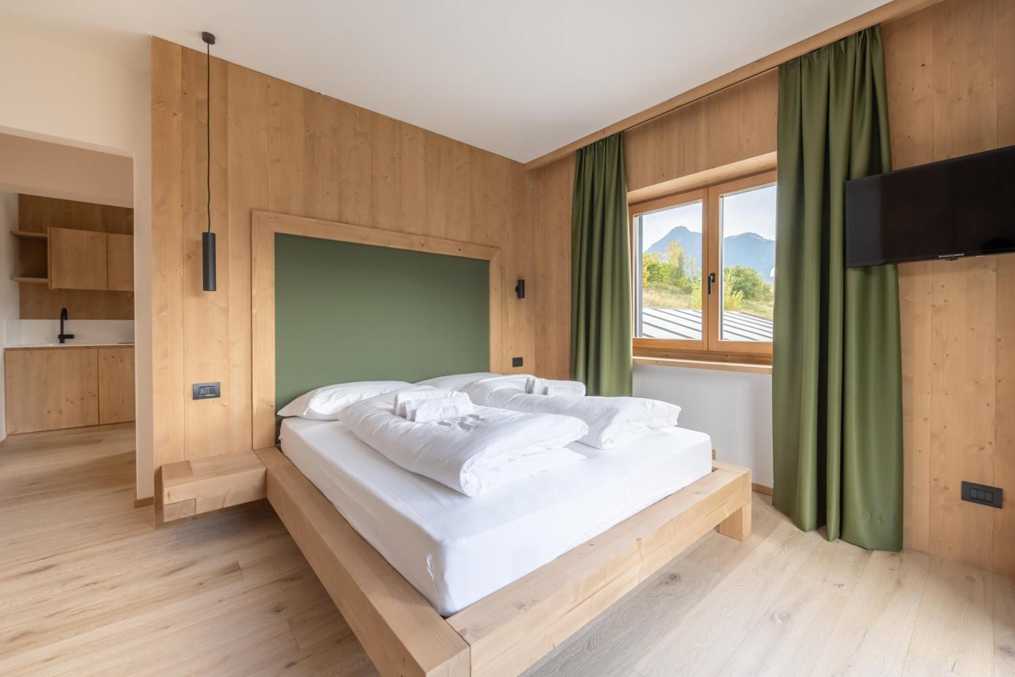 Ama Dolomiti Aparthotel Vigo di Cadore Exteriör bild